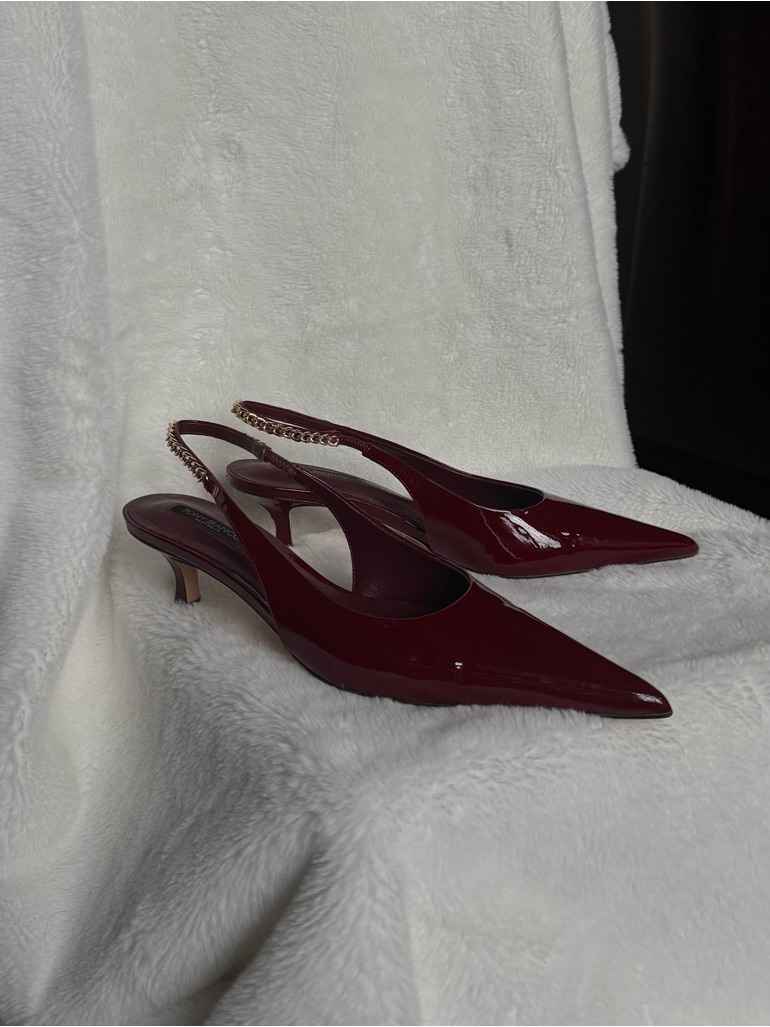 Tony Bianco Burgundy Kitten Heel With Gold Chain Strap